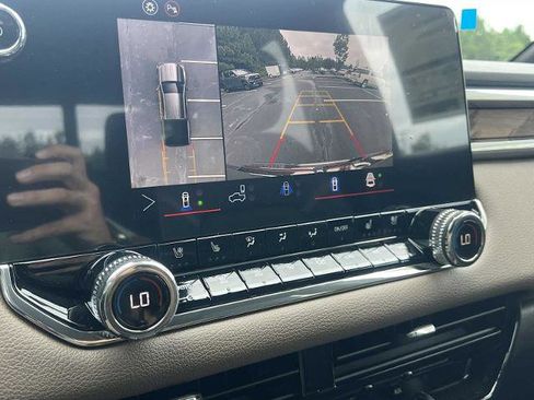 New 2026 GMC Canyon Denali image 3