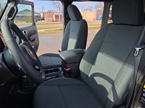 New 2026 Jeep Wrangler Unlimited Sport image 14