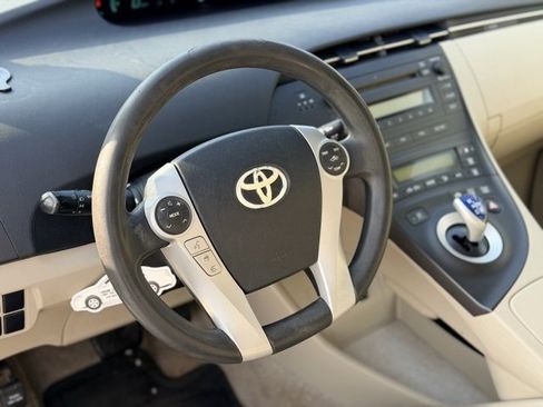 Used 2011 Toyota Prius Three image 6