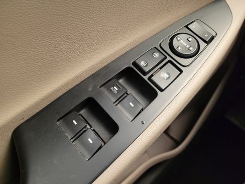 Used 2020 Hyundai Tucson Sport image 27