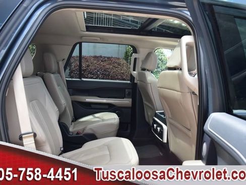 Used 2024 Ford Expedition Limited AWD/4WD image 29