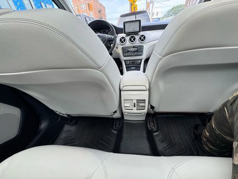 Used 2015 Mercedes-Benz GLA 250 4MATIC image 37