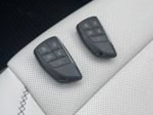 Used 2024 GMC Acadia Denali w/ LPO, Floor Liner Package AWD/4WD image 12