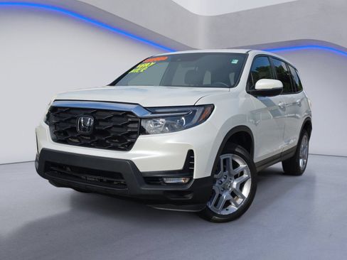 Used 2024 Honda Passport EX-L image 2