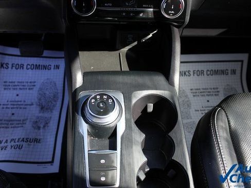 Used 2022 Ford Escape SEL image 15