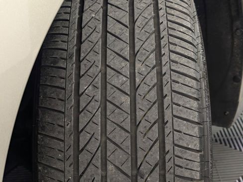 Used 2023 Lexus ES 300h w/ Premium Package image 24