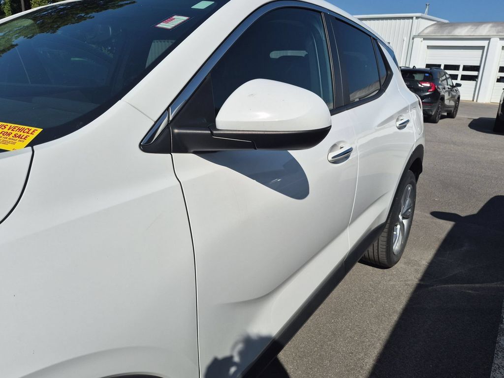 Used 2024 Buick Encore GX Preferred FWD image 4
