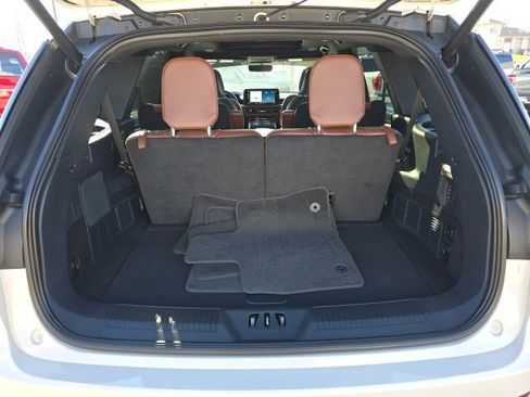 Used 2025 Lincoln Aviator Reserve w/ Equipment Group 201A image 19