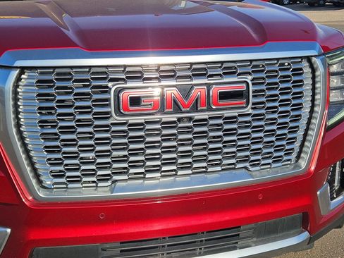 Certified 2024 GMC Yukon Denali w/ Advanced Technology Package AWD/4WD image 10