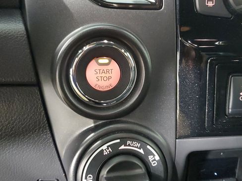 Used 2024 Nissan Titan PRO-4X w/ Pro-4x Convenience Package image 42