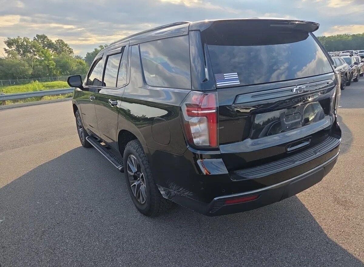 Used 2021 Chevrolet Tahoe Z71 AWD/4WD image 4