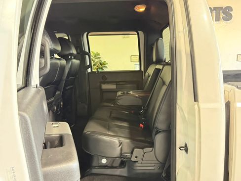 Used 2016 Ford F250 Lariat w/ Lariat Interior Package AWD/4WD image 13