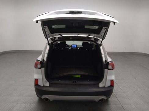 Used 2022 Ford Escape SE FWD image 29