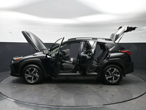 Used 2024 Subaru Crosstrek 2.0i Premium AWD/4WD image 34