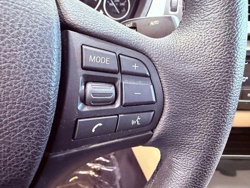 Used 2018 BMW 320i 320i NAV/SUNROOF/BLINDSPOT/1 O w/ Convenience Package image 21