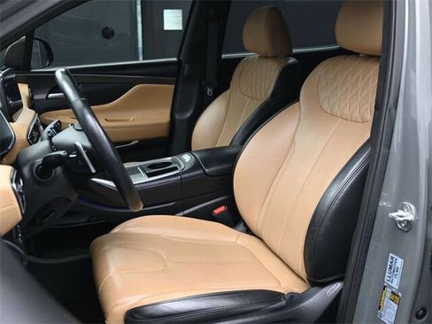 Used 2021 Hyundai Santa Fe Calligraphy image 9