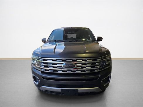 Used 2018 Ford Expedition Limited w/ Equipment Group 301A AWD/4WD image 9