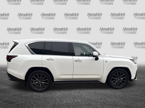 Used 2026 Lexus LX 600 F Sport image 11
