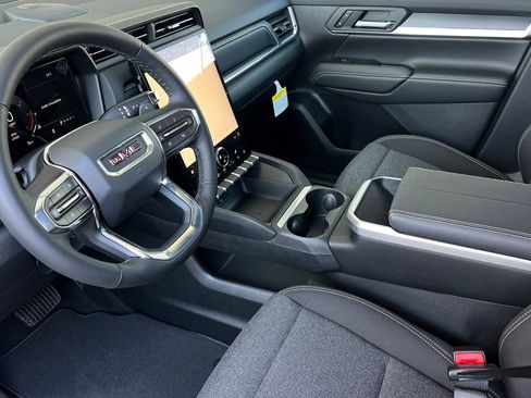 New 2026 GMC Terrain Elevation image 8