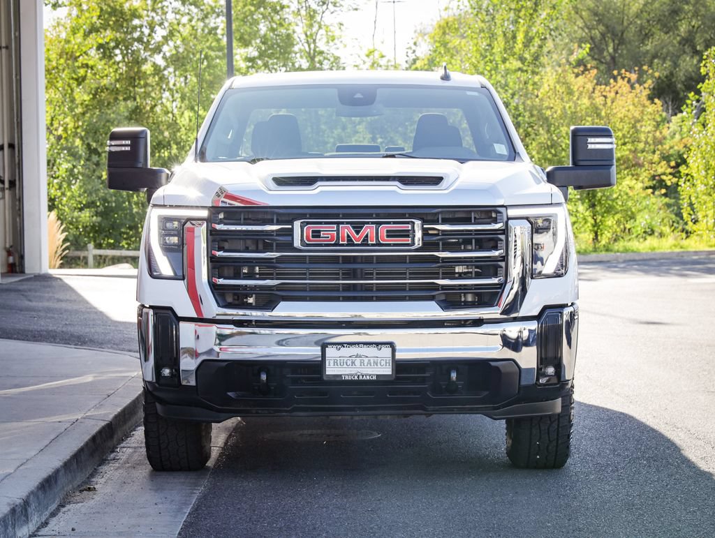Used 2024 GMC Sierra 3500 SLE w/ SLE Convenience Package AWD/4WD image 9