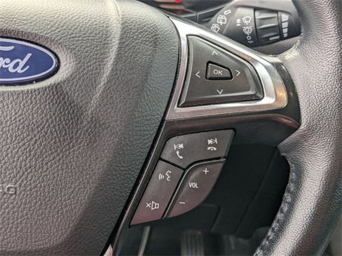 Used 2024 Ford Edge Titanium image 22