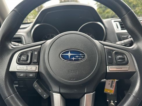 Used 2017 Subaru Outback 2.5i AWD/4WD image 26