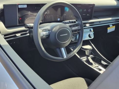 New 2026 Hyundai Tucson SEL image 3