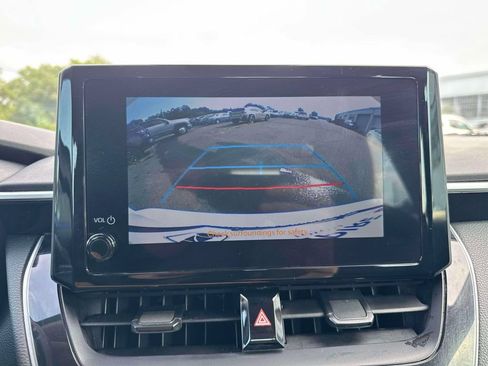 Used 2024 Toyota Corolla LE FWD image 30