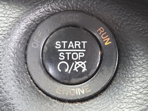 Used 2015 Jeep Cherokee Limited AWD/4WD image 21