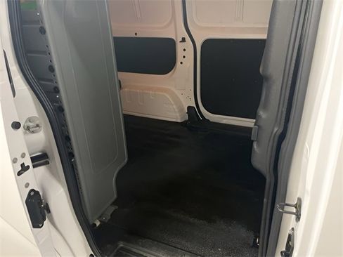 Used 2020 Nissan NV200 SV image 12