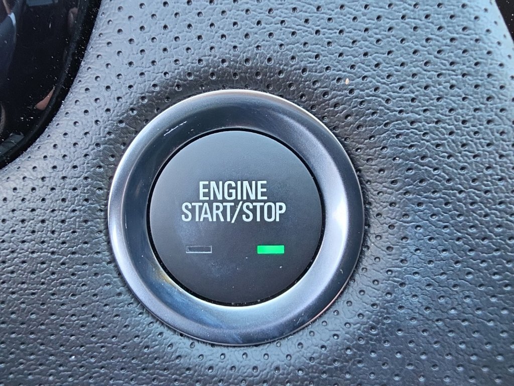 Used 2025 Cadillac XT6 Luxury FWD image 20