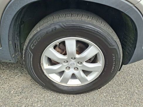 Used 2011 Kia Sorento 2WD w/ Convenience Pkg image 8