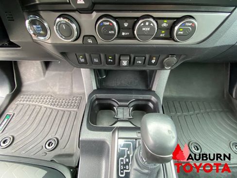 Used 2023 Toyota Tacoma TRD Off-Road w/ Technology Package AWD/4WD image 40