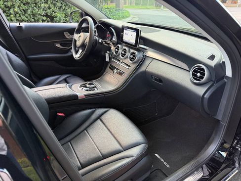 Used 2017 Mercedes-Benz C 300 Sedan image 24