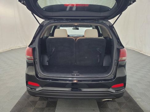Used 2020 Kia Sorento LX FWD image 29