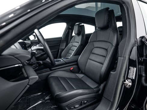 Certified 2023 Porsche Taycan image 5