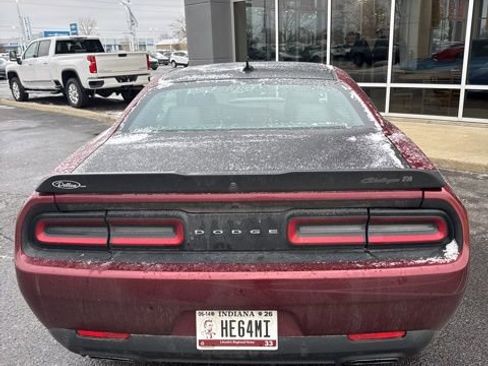 Used 2018 Dodge Challenger T/A image 5