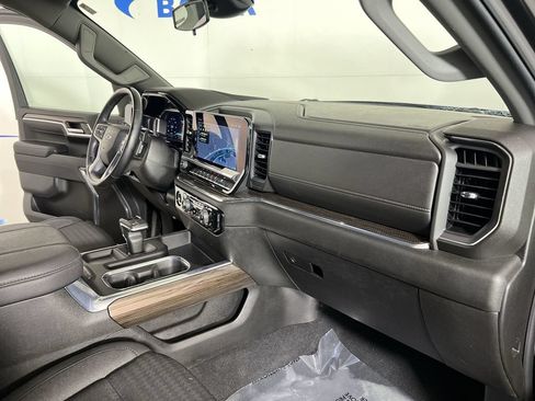 Used 2023 Chevrolet Silverado 1500 RST w/ Protection Package AWD/4WD image 28