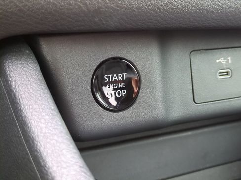 Used 2025 Nissan Rogue Rock Creek image 27