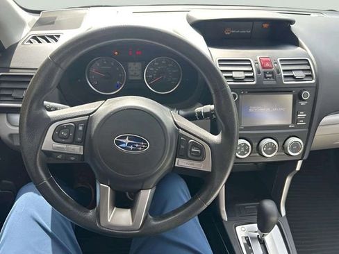 Used 2018 Subaru Forester 2.5i w/ Alloy Wheel Package image 8