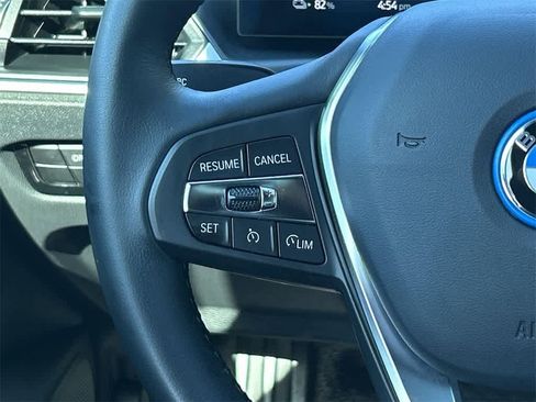 Used 2023 BMW i4 eDrive35 image 22
