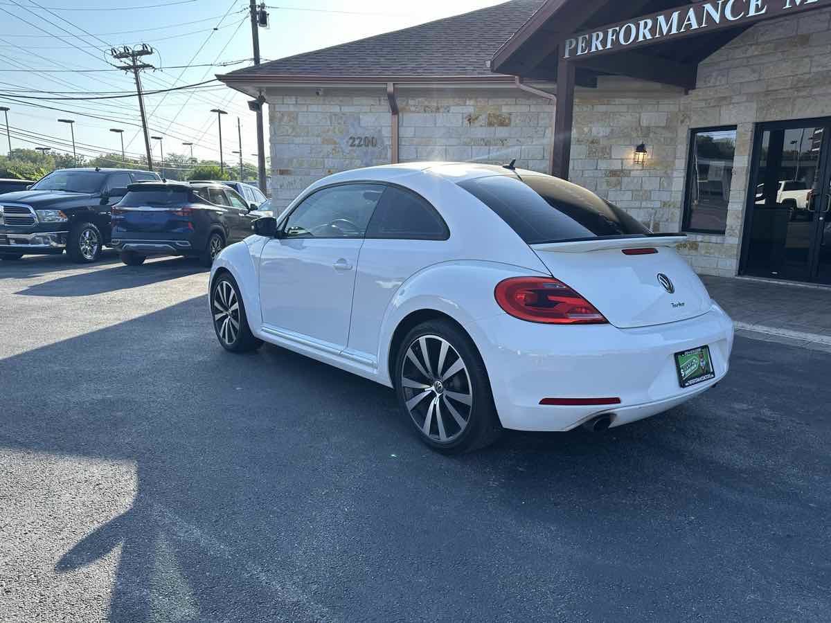 Used 2012 Volkswagen Beetle Turbo FWD image 3
