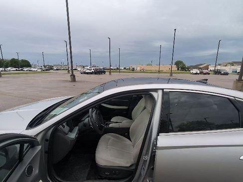 Used 2024 Hyundai Sonata SEL w/ Convenience Package FWD image 9