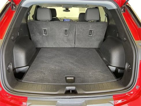 Used 2022 Chevrolet Blazer LT image 31