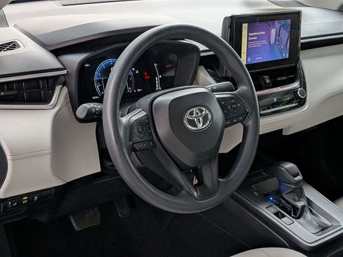 Used 2026 Toyota Corolla Cross L FWD image 14