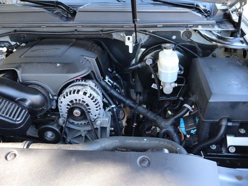 Used 2014 GMC Yukon SLT image 39