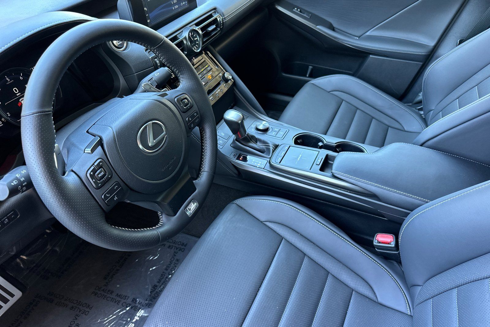 Used 2024 Lexus IS 350 F Sport RWD image 10