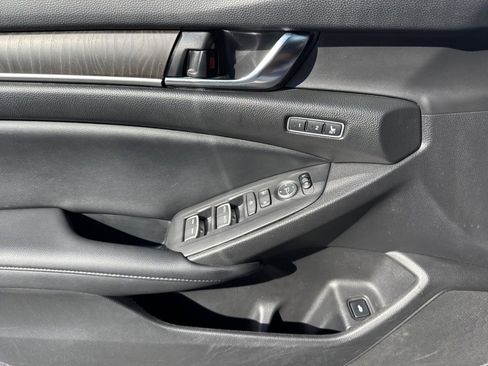 Used 2022 Honda Accord EX-L image 13