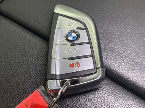 Used 2020 BMW X5 xDrive50i AWD/4WD image 40