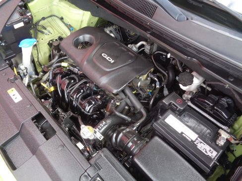 Used 2017 Kia Soul image 3